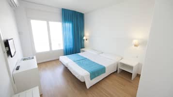 Desk, WiFi, bed sheets