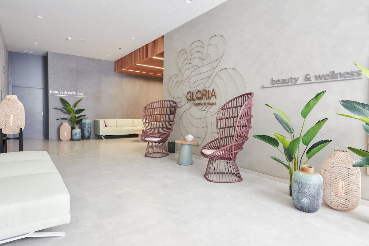 couples treatment room(s), sauna, hot tub, turkish bath/hammam