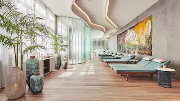 Espace de soins pour les couples, sauna, bain Ă remous, hammam