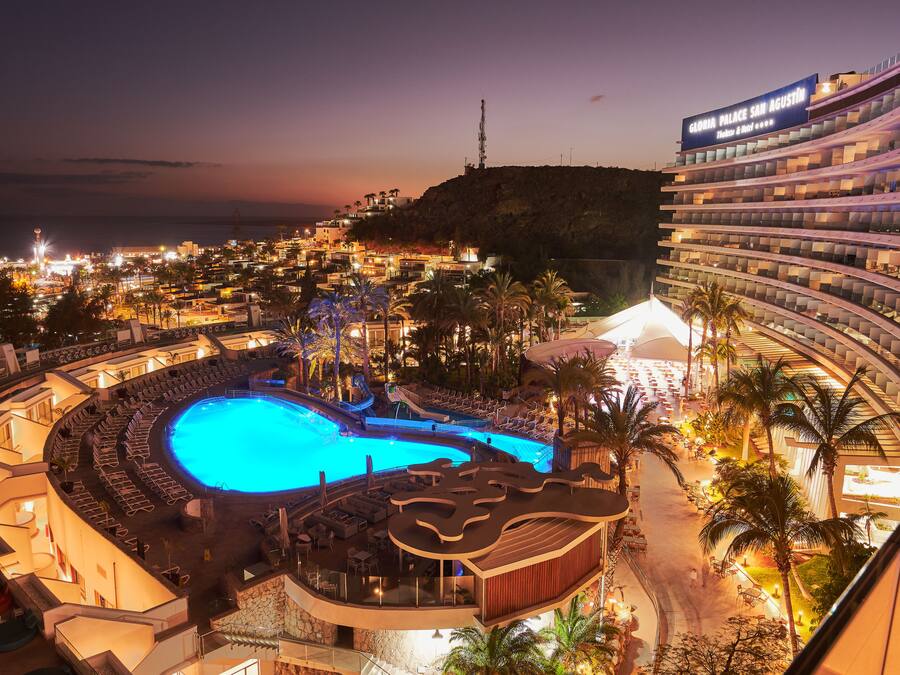 Façade de l’hébergement - soirée/nuit