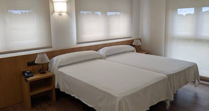 Hotel Arias Aeropuerto