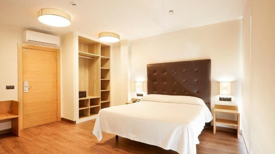 Hotel Arias Aeropuerto