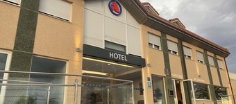 Hotel Arias Aeropuerto