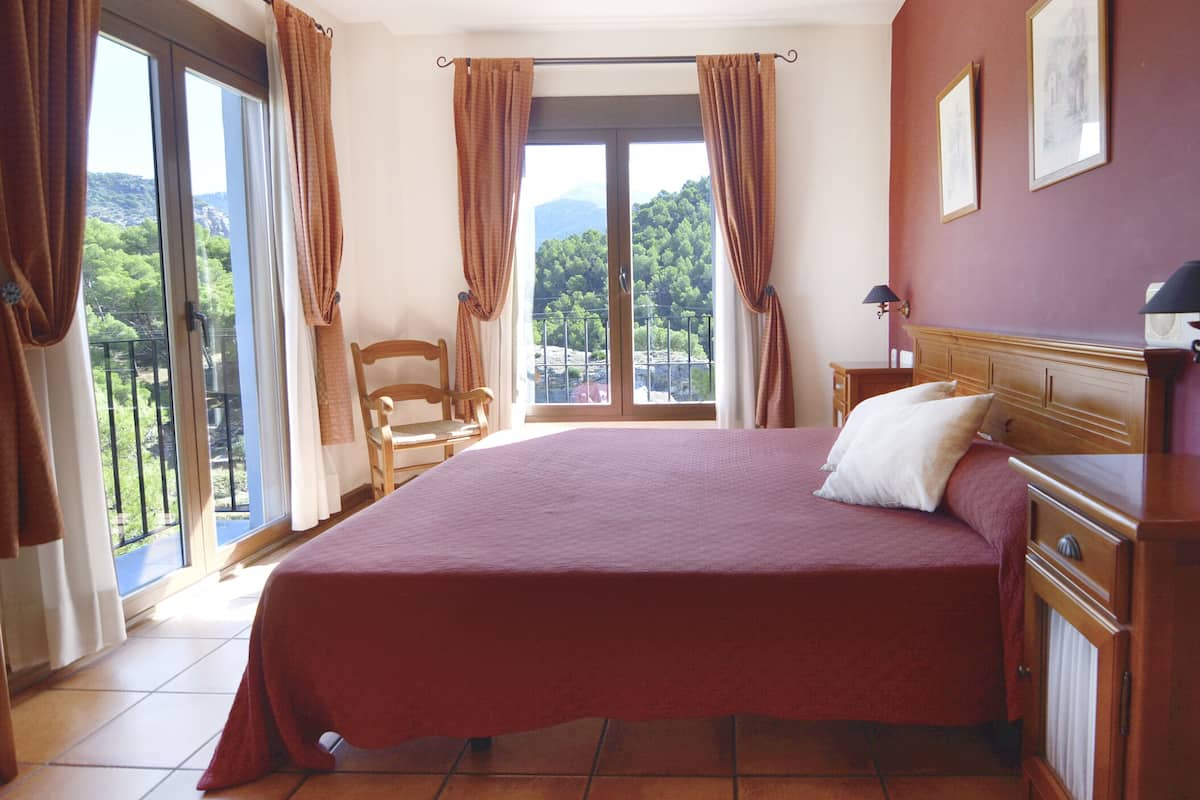 1 habitación, escritorio y wifi gratis