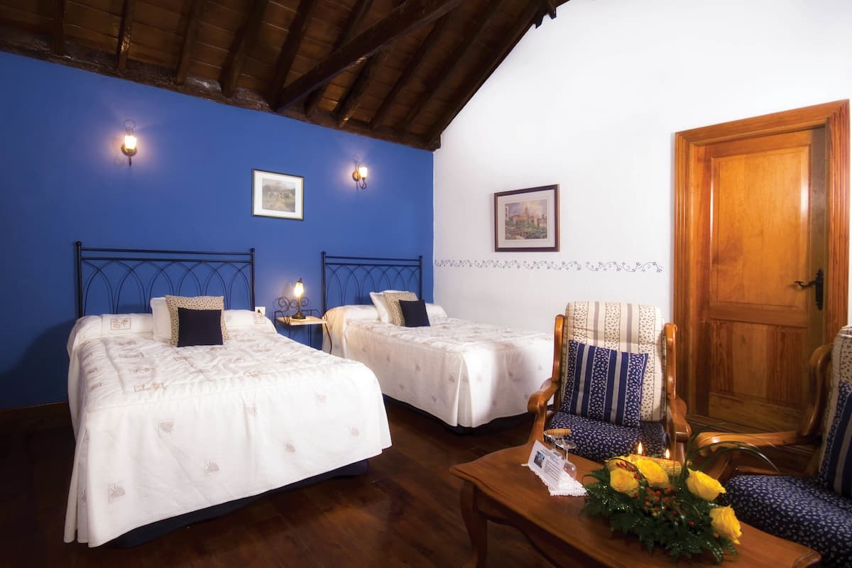 1 bedroom, in-room safe, desk, blackout curtains