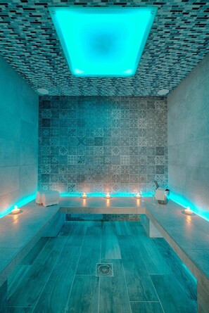Couples treatment room(s), body treatments, body wraps, body scrubs