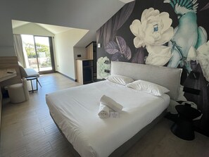 Camera Deluxe | Materassi Select Comfort, con stile personalizzato, una scrivania