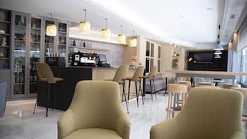 Bar (en el alojamiento)