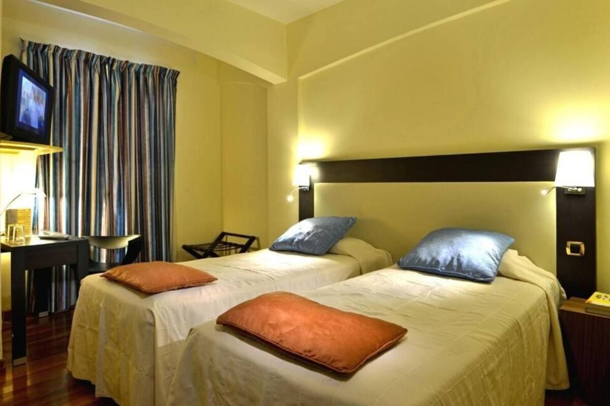 Chambre Supérieure avec lits jumeaux