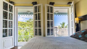 Standard Room (Standard Bath) | Premium bedding, in-room safe, desk, free WiFi