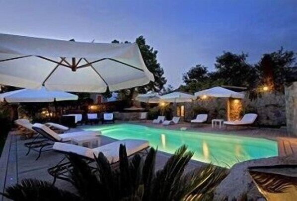 Piscine extérieure