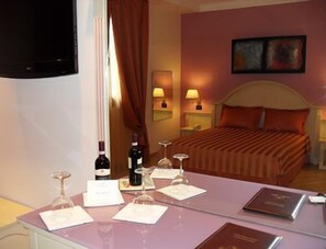 Superior Double or Twin Room | Room amenity - Villa Maria (Montecatini Terme)