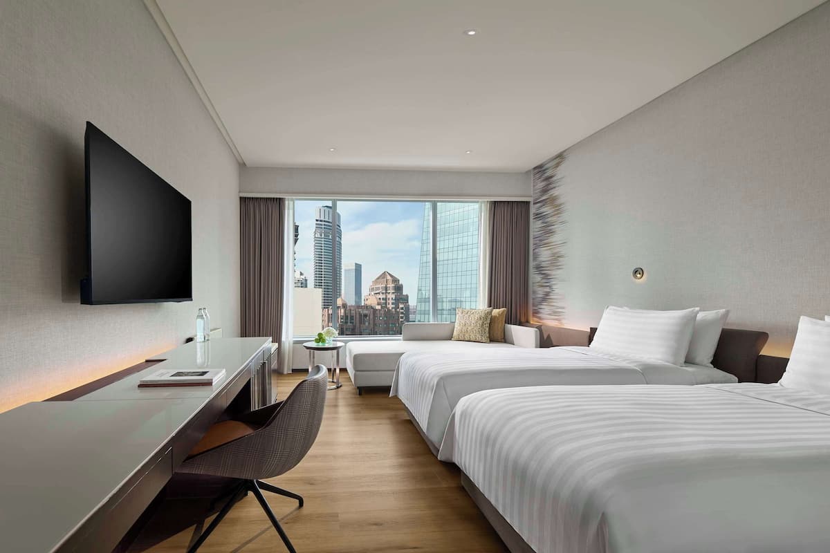 Deluxe Room, 2 Katil Bujang (Single) | Peralatan tempat tidur hipoalergenik, gebar bulu kapas, bar mini