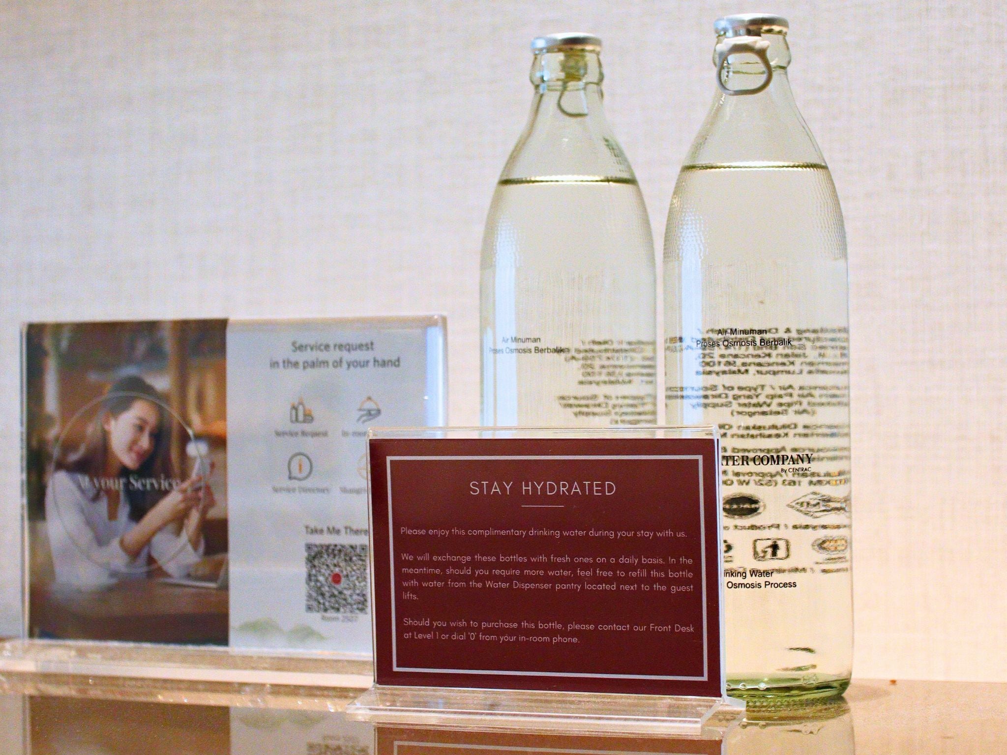 deluxe room, 2 single beds (twin towers view) | hypo-allergenic bedding, down duvets, minibar, in-room safe