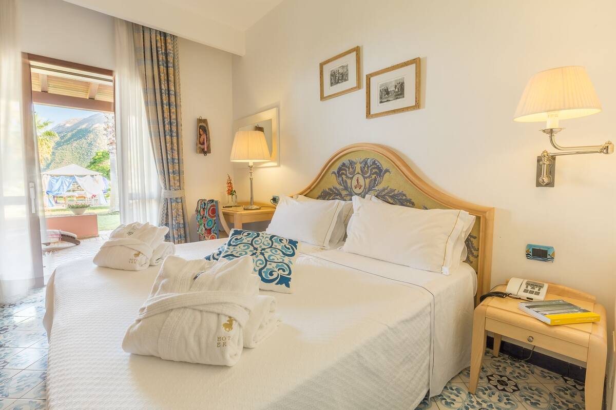 Deluxe Double or Twin Room, Sea View | View from room