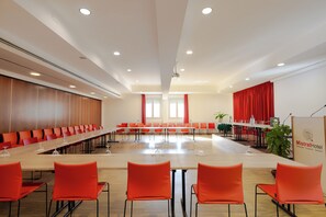 สถานที่จัดงานประชุม