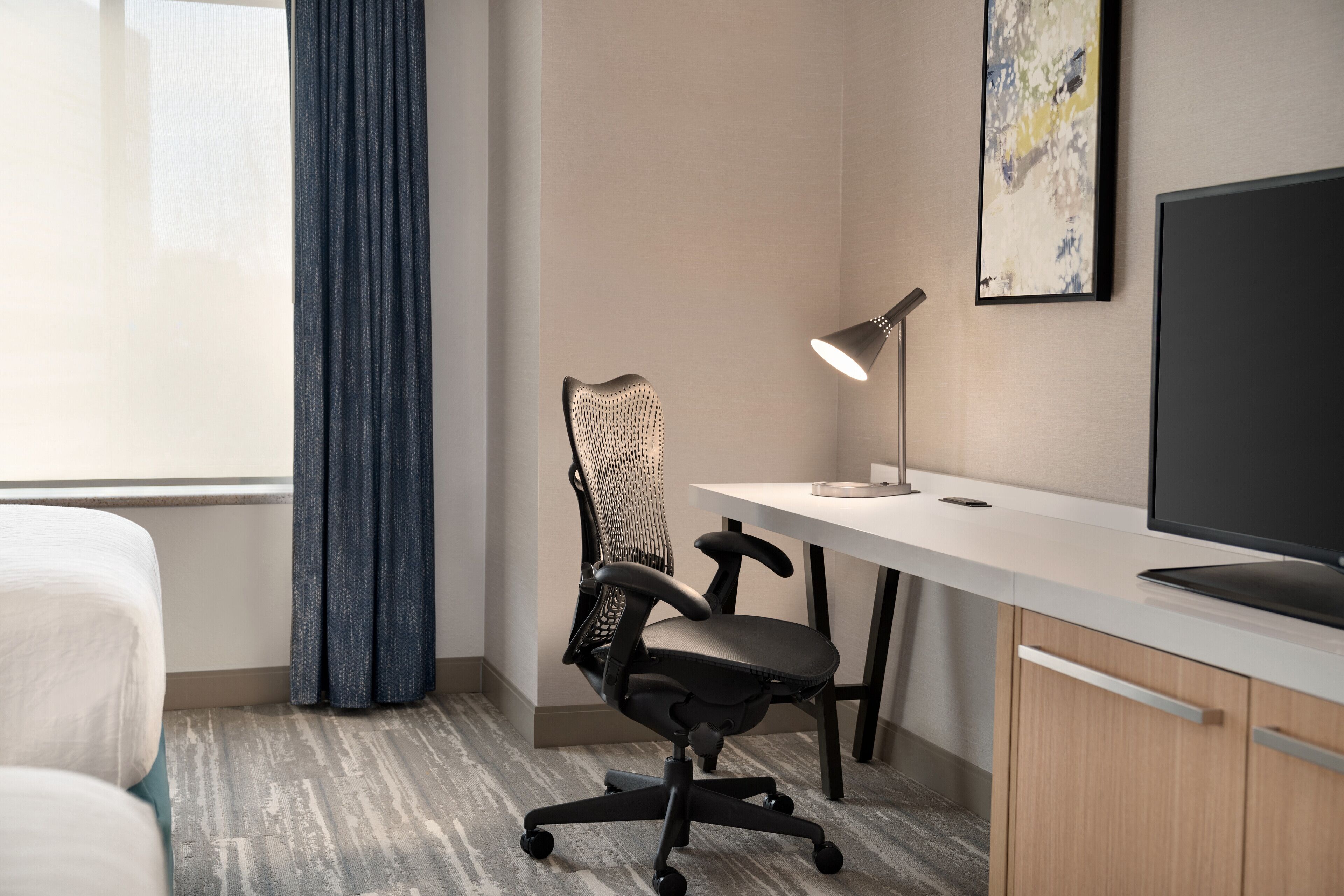 in-room safe, desk, laptop workspace, blackout curtains