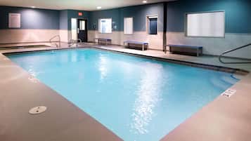 Indendørs pool