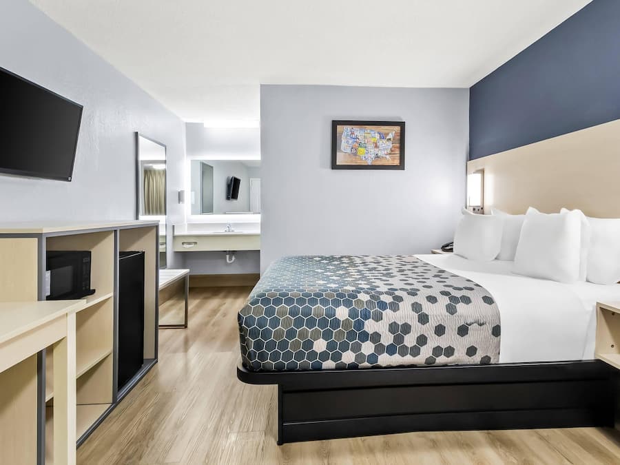 Desk, blackout curtains, iron/ironing board, free WiFi