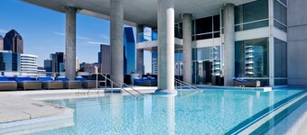 W Dallas