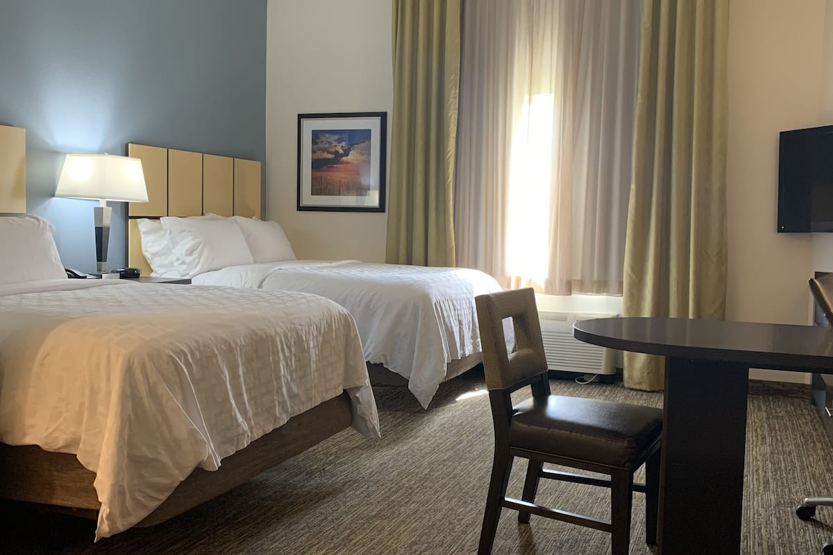 Studio Suite, 2 Double Beds, Mobility Accessible (Communications, Accessible Tub)
