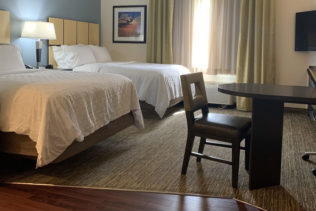 Studio Suite, 2 Double Beds, Accessible Bathtub (Communications, Accessible Tub)