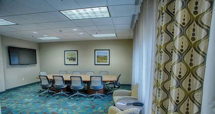 Candlewood Suites Fargo-N. Dakota State University by IHG