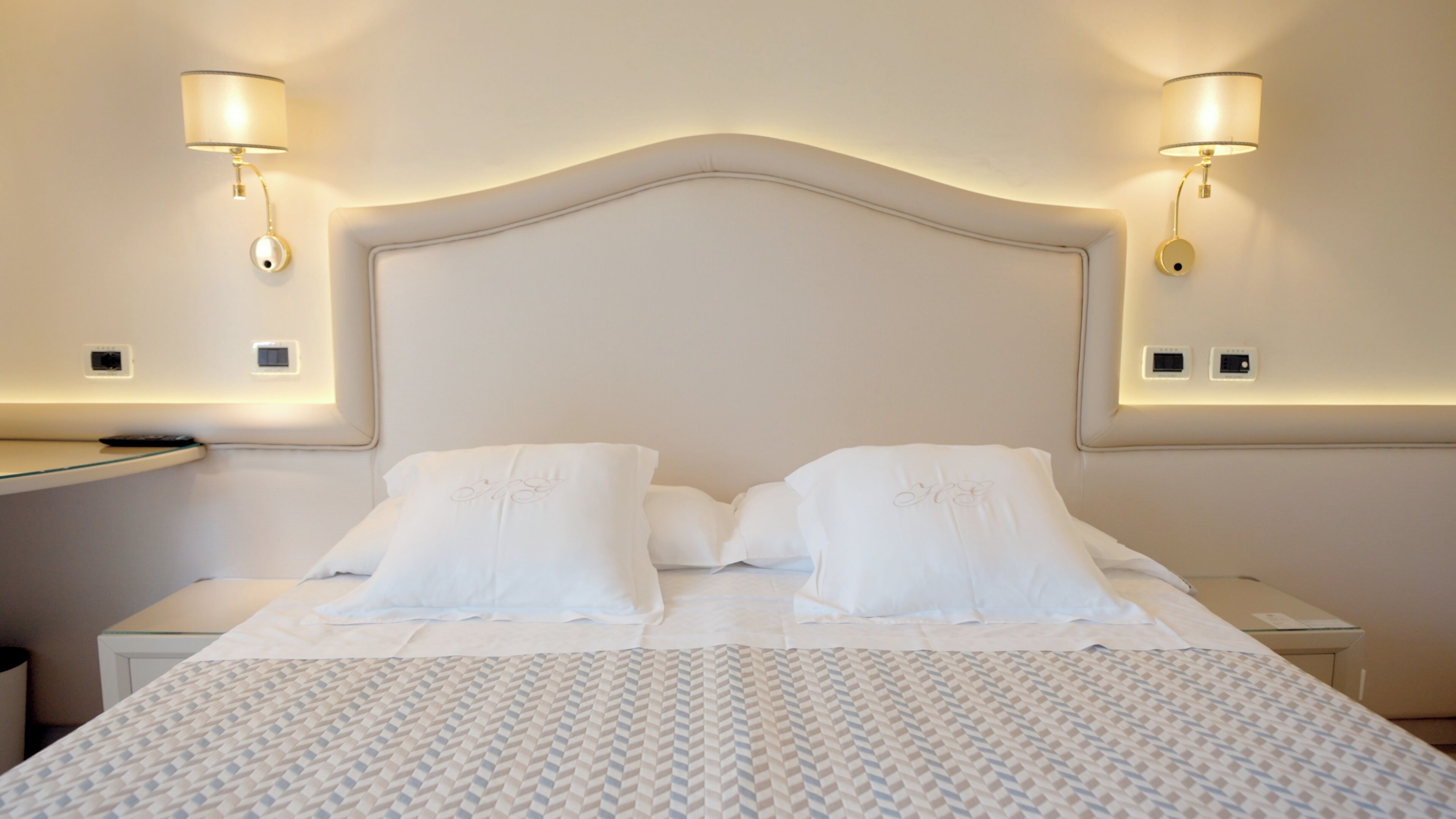 Premium bedding, minibar, in-room safe, individually decorated