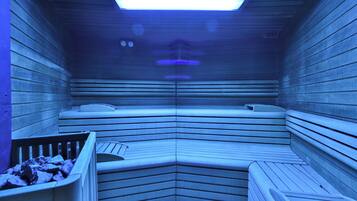 Tyrkisk bad/hamam, kroppsbehandlinger, kroppsskrubb og thalassoterapi