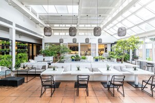 뷔페 아침 식사