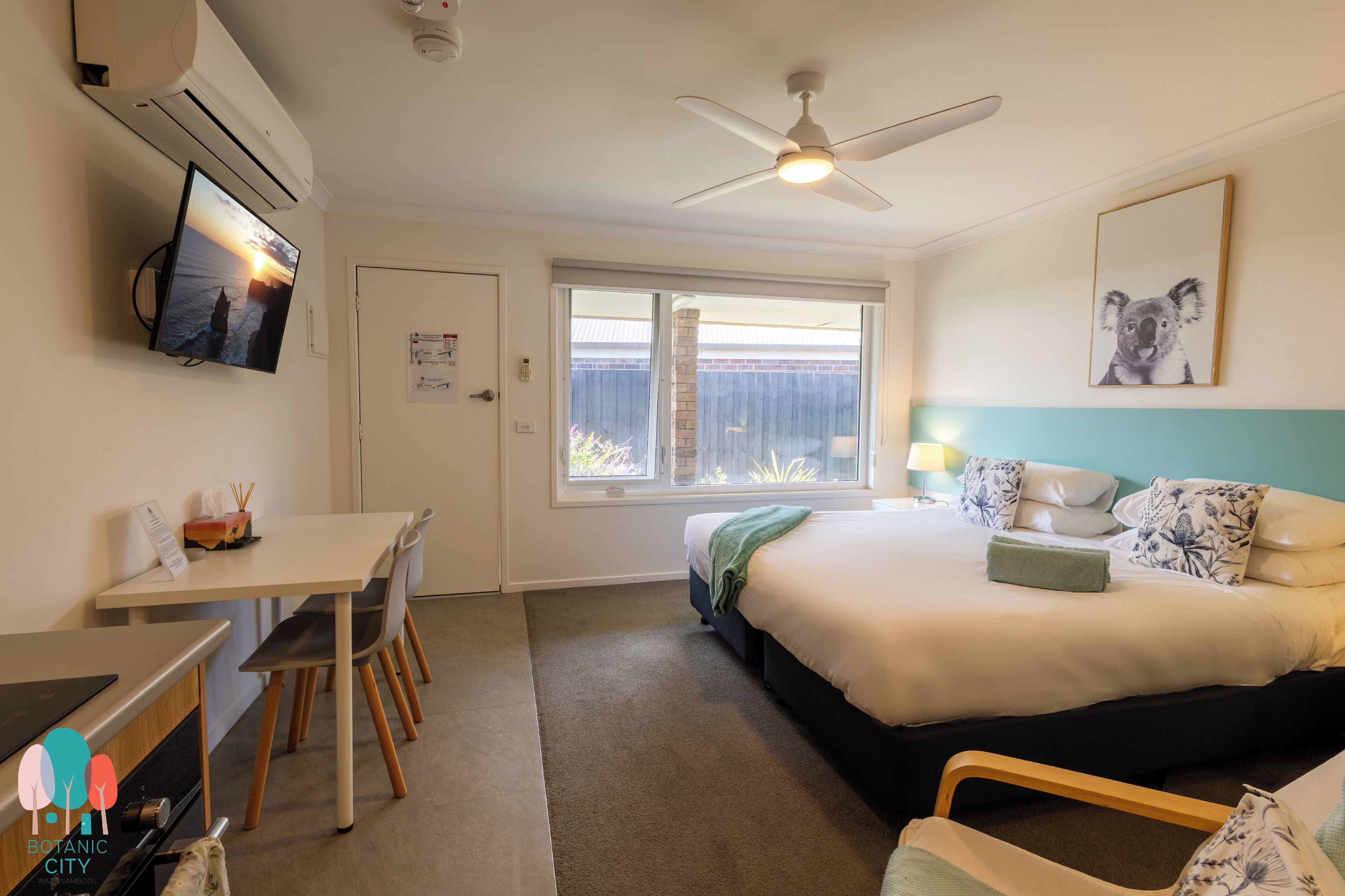 Standard King Studio