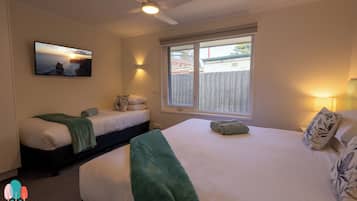 Superior Apartment, 1 Bedroom | Premium bedding, pillowtop beds, individually decorated