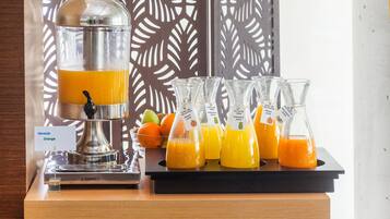 Colazione a buffet a pagamento, servita tutte le mattine