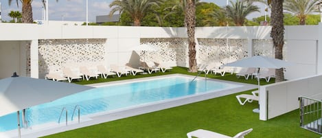 Utomhuspool