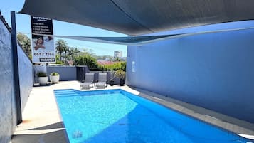 Kolam renang terbuka