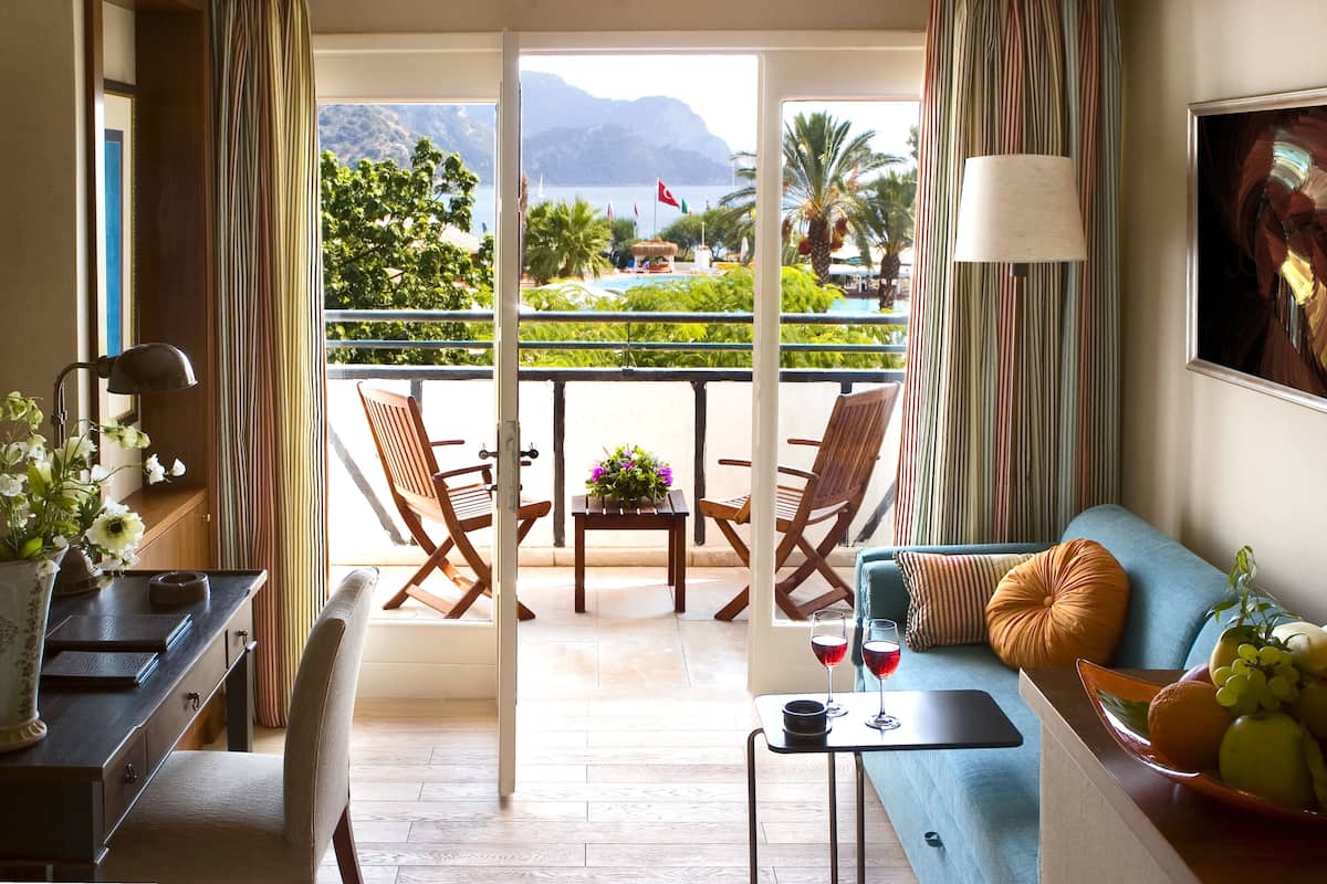 Superior Deluxe Room with Sea View | Vue de la chambre