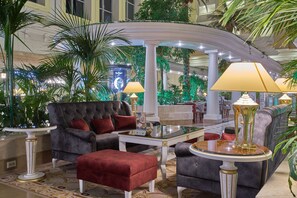 Lobby sitting area - Rixos President Astana (Astana)