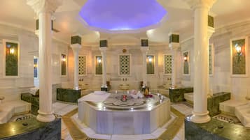 Türkisches Bad/Hamam, Körperbehandlungen, Warmsteinmassagen