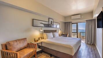 Hypo-allergenic bedding, pillow-top beds, minibar, in-room safe