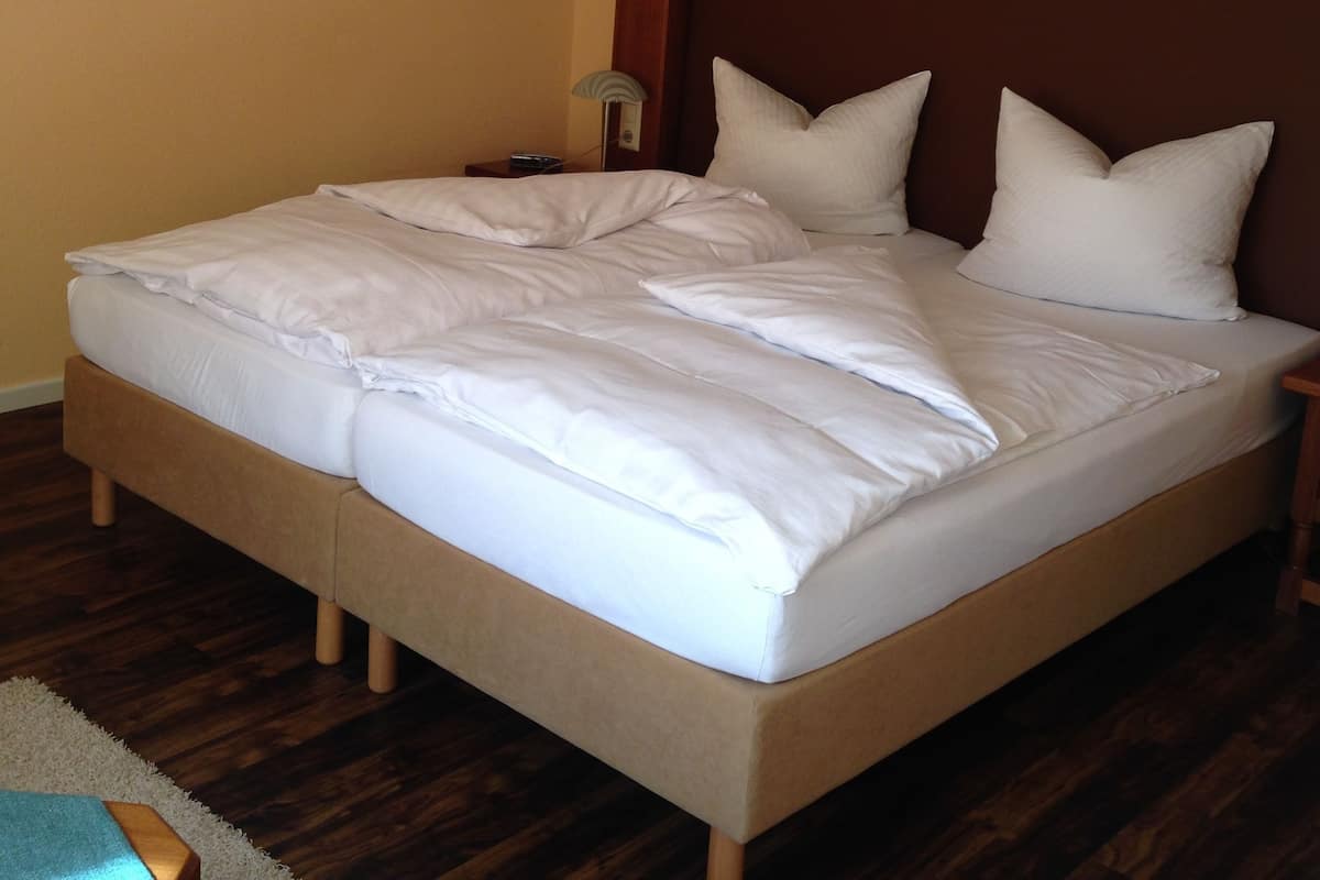 Kamar Single Comfort | Tempat tidur bayi gratis dan tempat tidur lipat/tambahan