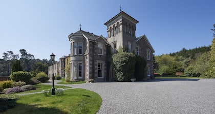 Loch Ness Country House Hotel