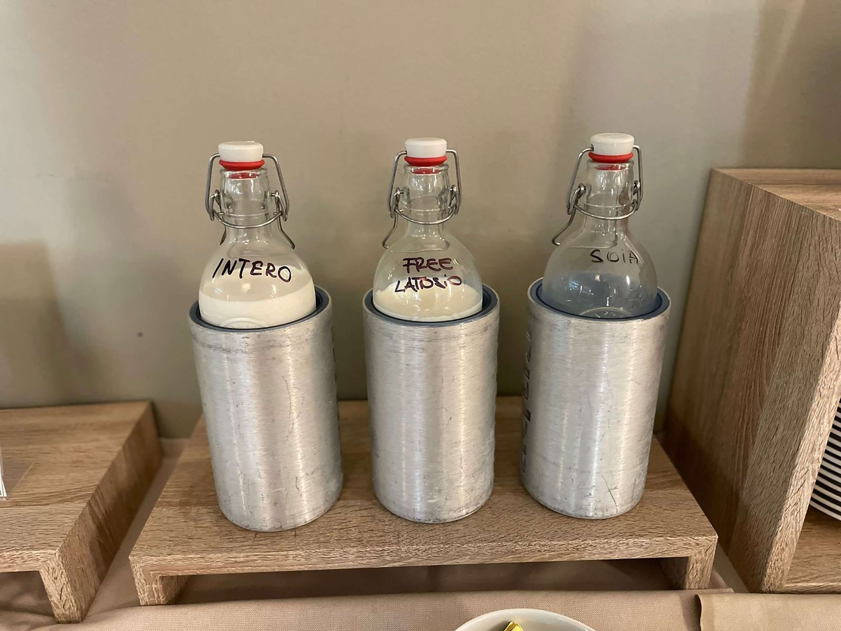 daily buffet breakfast (eur 9 per person)