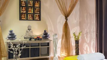 Body treatments, hydrotherapy, aromatherapy, hot stone massages