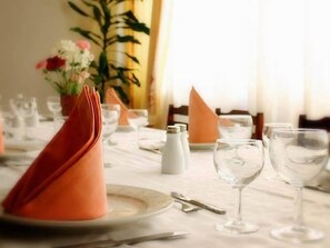 Breakfast, lunch and dinner served - Las Vinas (Arteixo)