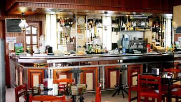 Bar (en el alojamiento)