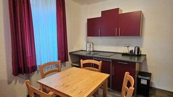 Studio selection of the wine hotel | Private kitchen | Electric kettle