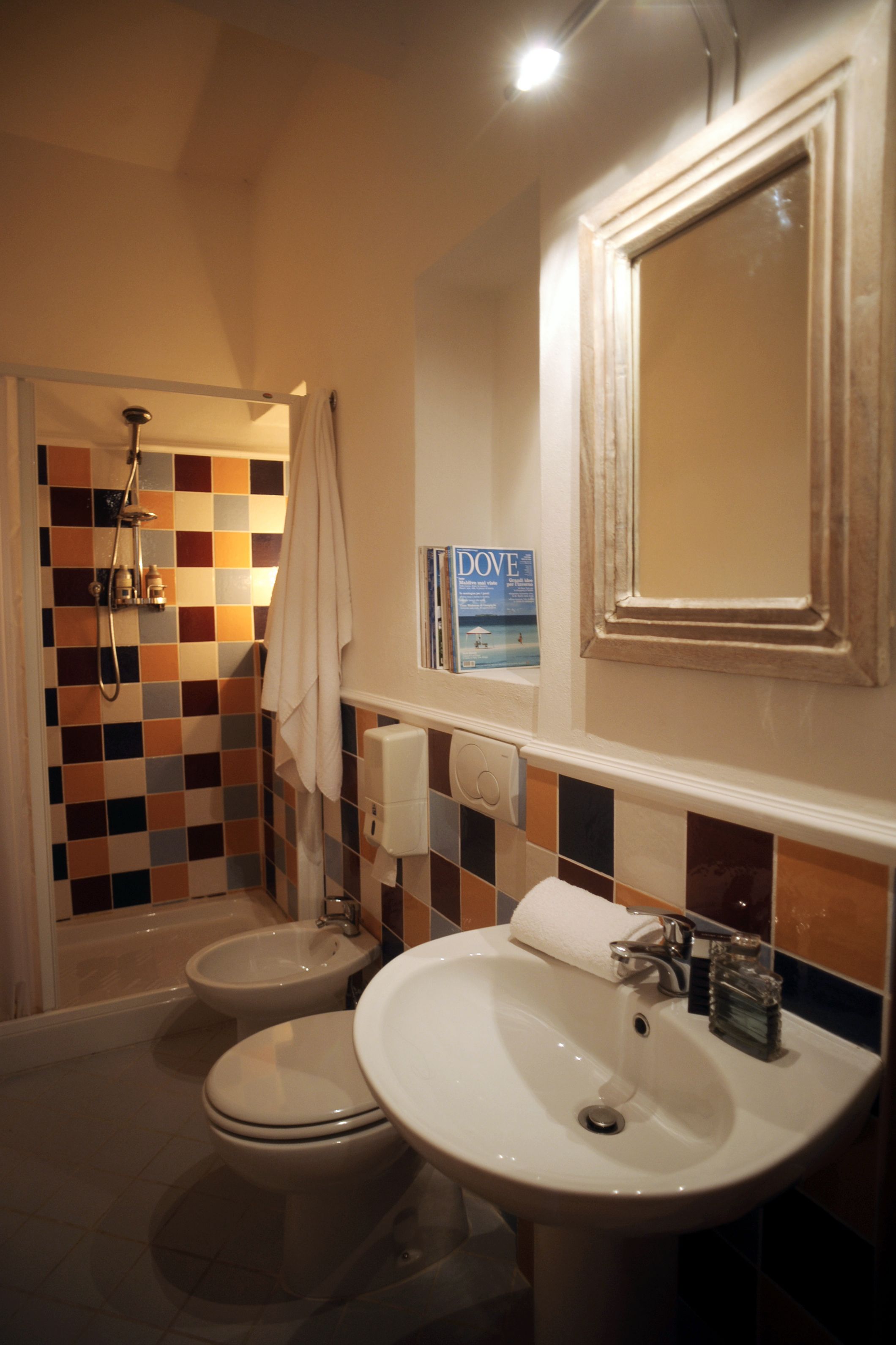 standard room | bathroom | rainfall showerhead, free toiletries, hair dryer, bidet