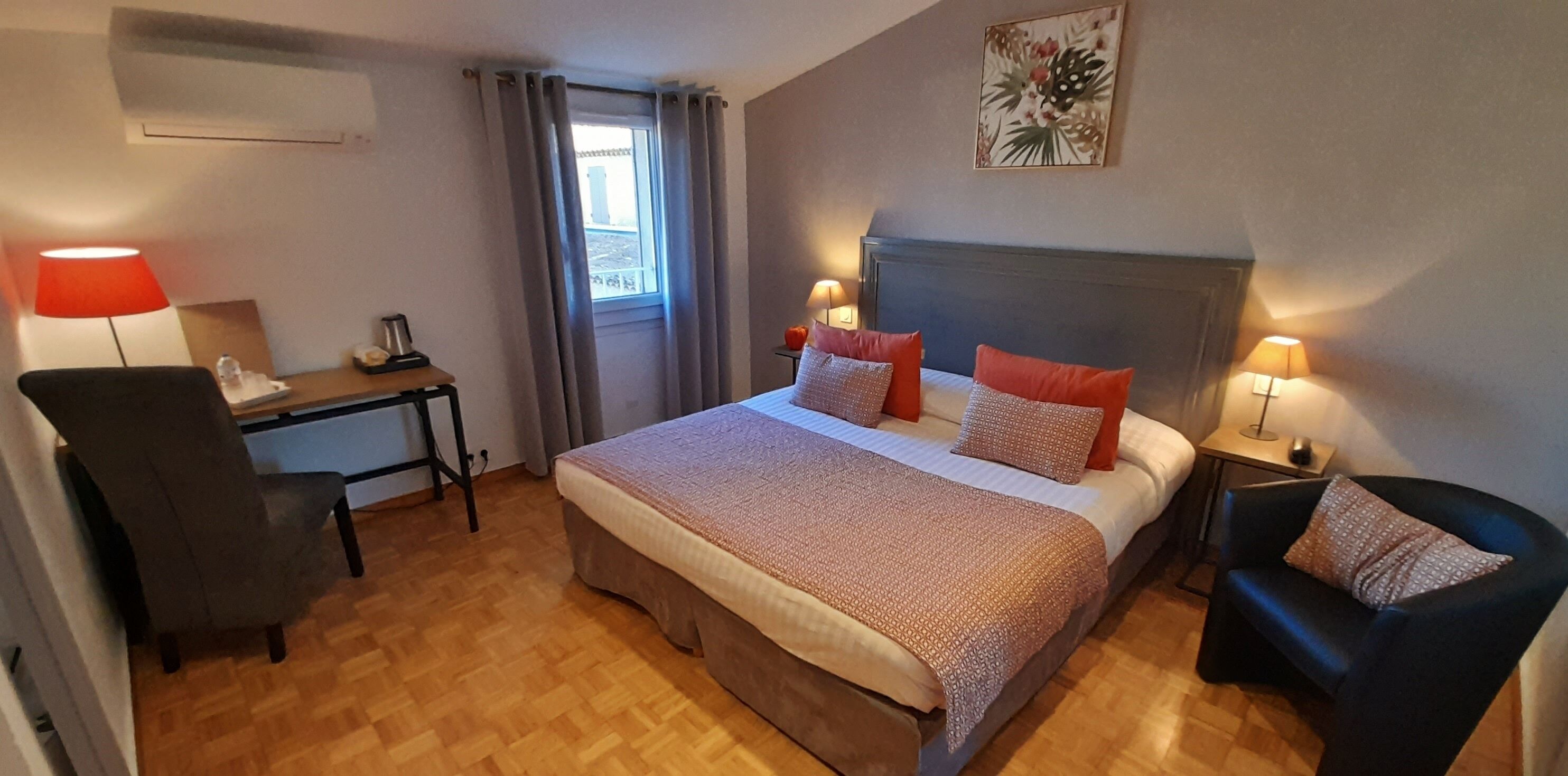 classic double room | 1 bedroom, premium bedding, minibar, in-room safe