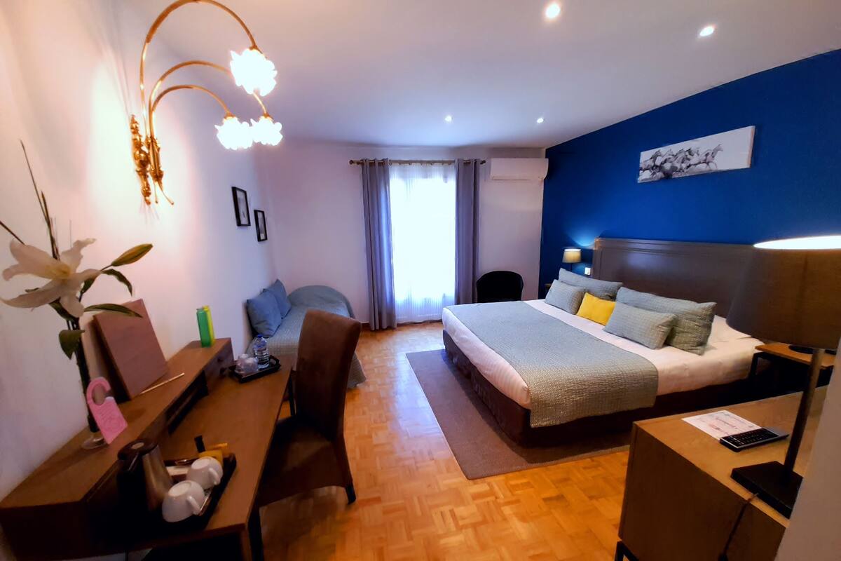 1 bedroom, premium bedding, minibar, in-room safe