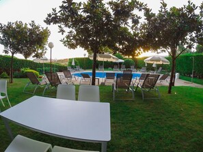 Garden - Hotel Lombiña (Puebla del Caraminal)